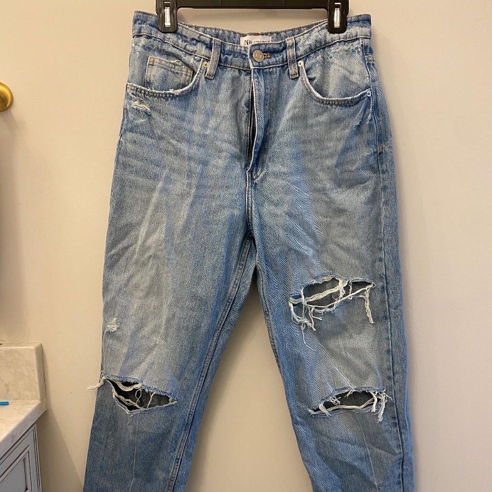 Ultra High Rise Distressed Straight Leg Jeans